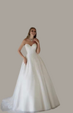 Sweetheart Sleeveless Beading Ball Gown A Line Wedding Dress