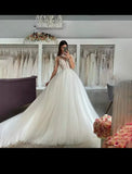 Exquisite Lace Applique Wedding Dress
