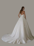 Sweetheart Sleeveless Beading Ball Gown A Line Wedding Dress