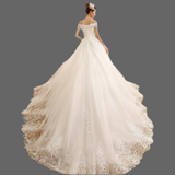 Vintage Lace Long Train Wedding Dress