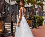 Sexy Lace Applique Wedding Dress