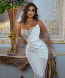 Off-Shoulder Lace Mermaid Wedding Dress