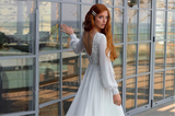 Charming Lace Wedding Dress
